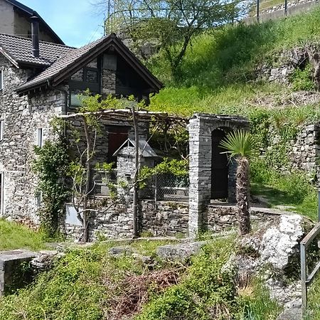 فيلا Rustico "Casa Di Sasso" إينتراغانا المظهر الخارجي الصورة