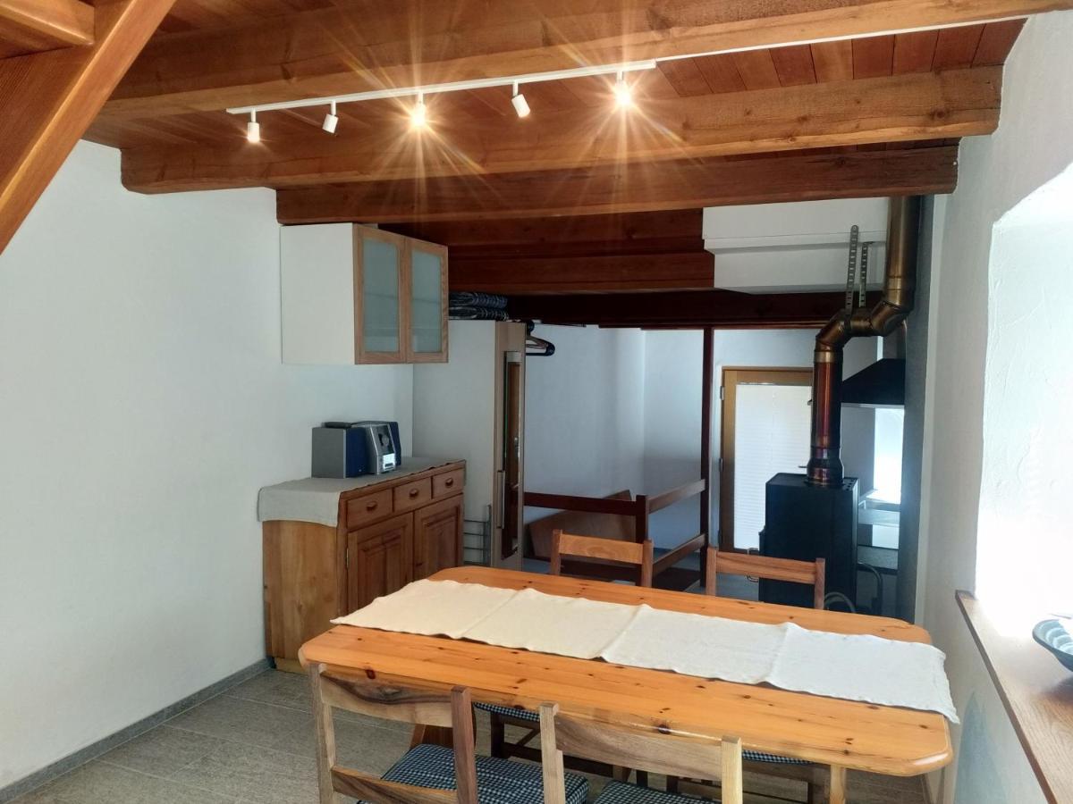 فيلا Rustico "Casa Di Sasso" إينتراغانا المظهر الخارجي الصورة